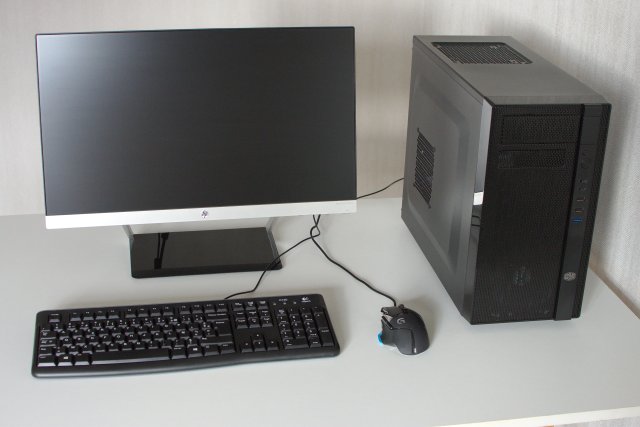 L'écran HP Pavilion 24cw et la tour