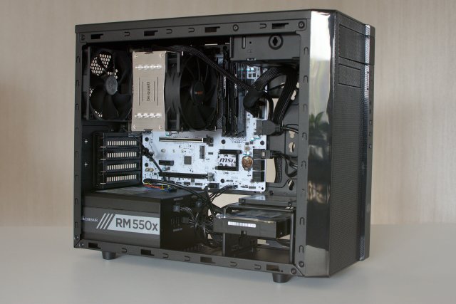 Intérieur du boîtier N200 de Cooler Master